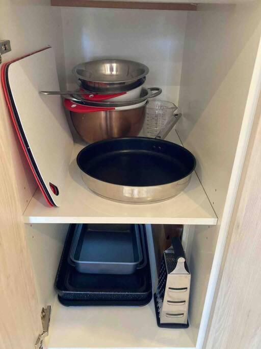 Cheerful 2 Bedroom Townhouse In Addington! 크라이스트처치 외부 사진